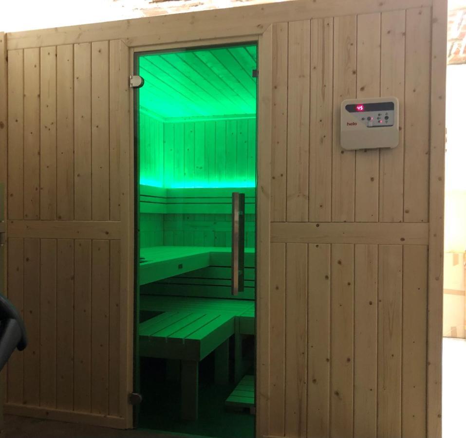 Grosszuegiges Reetdachhaus An Der Nordsee Langenhorn Bagian luar foto