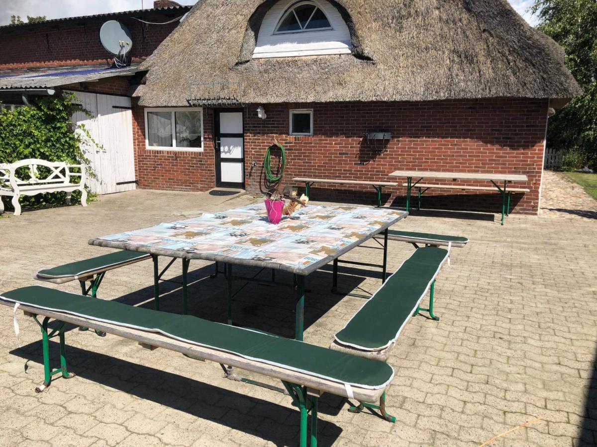 Grosszuegiges Reetdachhaus An Der Nordsee Langenhorn Bagian luar foto